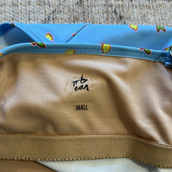 Kortni Jeane Blue Lemon Print Swim Top - Picture 3 of 3